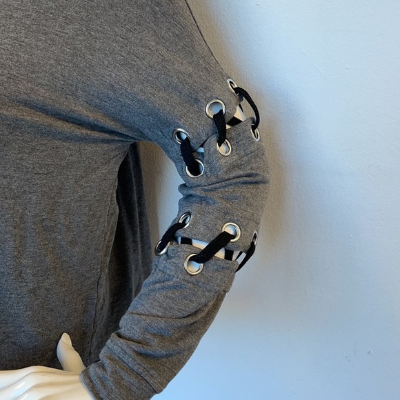 Generation Love grey and black top - Picture 4 of 6